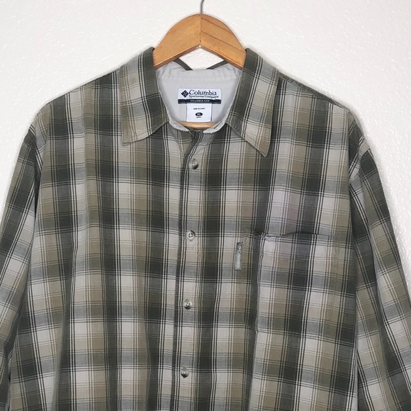 Columbia Long Sleeve Button Down Shirt Size XL - Picture 2 of 8